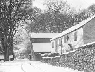 A Heavy Covering of Snow at Nab Cottage