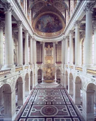 Interior view of the chapel, begun in 1699 and completed by Robert de Cotte in 1710