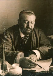 Alexander Kuprin, Russian author, early 20th century
