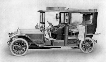 Drawing of a car, 1911-1912