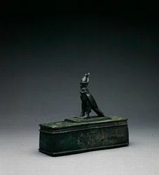 Falcon Reliquary