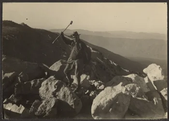 Fleckenstein on Rocks