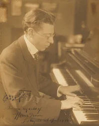 Homer Grunn at the Piano