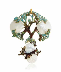 An Art Nouveau Mother-of-Pearl, Enamel and Seed Pearl Pendant