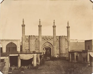 The New Gate, Teheran