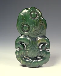 Pendant in the form of the god Hei-Tiki