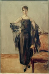 Genia Levine, Standing