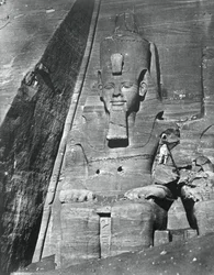 Colossal statue, Egypt