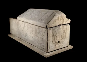 Merovingian art: sarcophagus of Charenton-sur-Cher, 7th century.