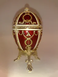 The Rosebud Egg