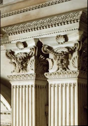 Allegory of Day and Night: Detail of the Columns and Capitals. Mausoleum of Giuliano de Medici. Marble Sculpture