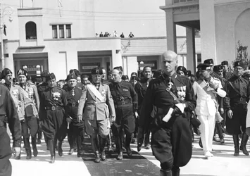 Mussolini at the Opening of the Fifth Festival of Levante in Bari, 06/09/1934 (photo)