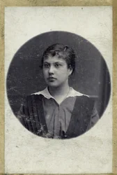 Vintage portrait of a young girl, 1914