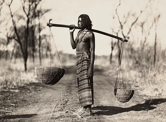 Building an Empire in the Fascist age: Cunama woman carrying water