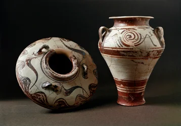 Mycenaean art: ceramic vases. 1400 BC. Agora Museum, Athens, Greece