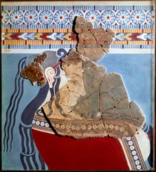 Mycenian art: female bust