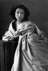 French Actress Sarah Bernhardt (1844-1923), photo by Nadar (1820-1910)