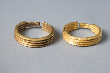 Hoop earrings, 18th-19th Dynasty