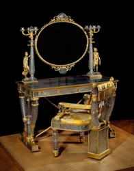 Table and toilet chair of the Duchess of Berry