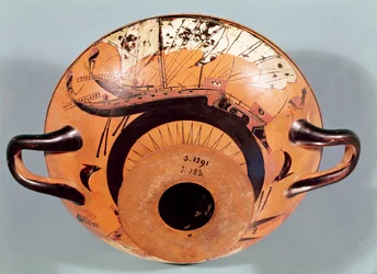 Attic black-figure cup depicting Greek sailing ships, c.520 BC