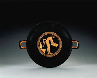 Attic red-figured kylix, c.470 BC