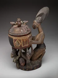 Kneeling Female Figure with Bowl (Olumeye)