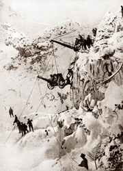 Setting up an Italian artillery piece on a mountain peak, c. 1914-1918