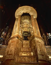 Catherdal interior, ciborium