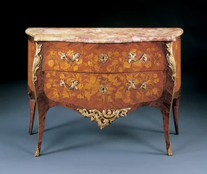 Louis XV commode, mid 18th century