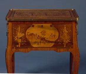Transitional Table a la Bourgogne (detail)