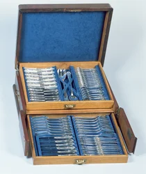Set of seafood cutlery