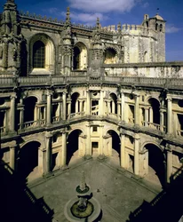 View of the Claustro dos Felipes, completed after 1584
