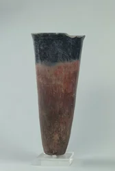 Black-topped vase, Naqada I-II Period