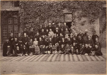 Middle Class Students and Staff, Bishop Cotton School, Shimla (verso)