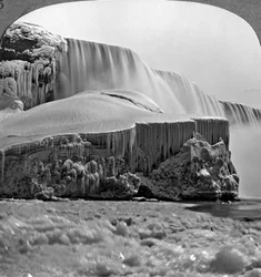 American Falls, Niagara Falls, in winter, New York, USA