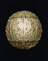 Boule de Gui, a green-stained hanging shade
