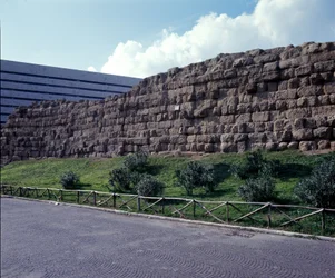 Ancient Rome, archaic period: view of the ruins of the Servian Wall, first enclosure of the city of Rome, built under King Servius Tullius. 6th century BC Italy