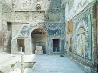 Open air triclinium of the House of Neptune and Amphitrite