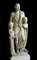Statue Barberini: Patrician Carrying the Busts of Two Ancestors
