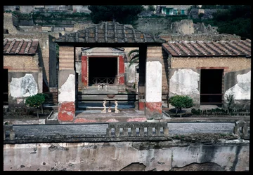 Casa dei cervi, 5th century BC-1st century AD