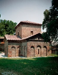 Mausoleum of Galla Placidia (425 AD)