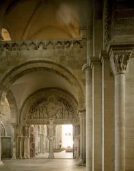 View of the nartex and central eardrum representing the mission of the apostles. Basilica of Santa Maria Magdalene (1096-1106), Vezelay, Yonne