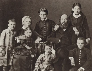 Lenin among his family, Simbirsk, 1879