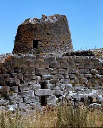 Nuragic culture: ruins of the nuragic city on the megalithic site of Santu Ante: the central tower. Torralba, Sardinia, Italy