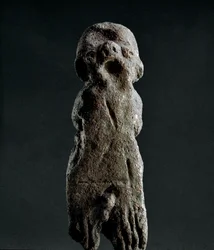 Nuragic culture (nuraghi) Sardinian: votive terracotta statuette from the temple of Abini. Dating from the prenuragic period (25th-18th century BC) Eneolithic. Cagliari, Museo Nazionale Archeologico, Sardinia, Italy