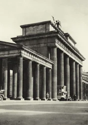 Berlin: Brandenburg Gate