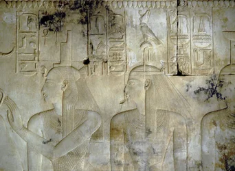 Temple of Seti I, the goddesses accompanying the Pharaoh
