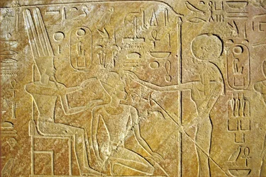 Wall painting/carving, Sakhmet addresses Amon Ra and Hatshepsut, Karnak Temple, Luxor