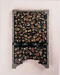 Momoyama Period Christian folding missal stand, late 16th - early 17th century