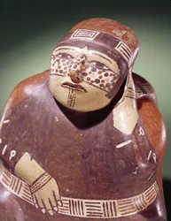 Pottery cocoa picker, Nazca Culture (detail)
